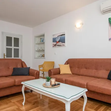 Beautiful In Nyaraló *